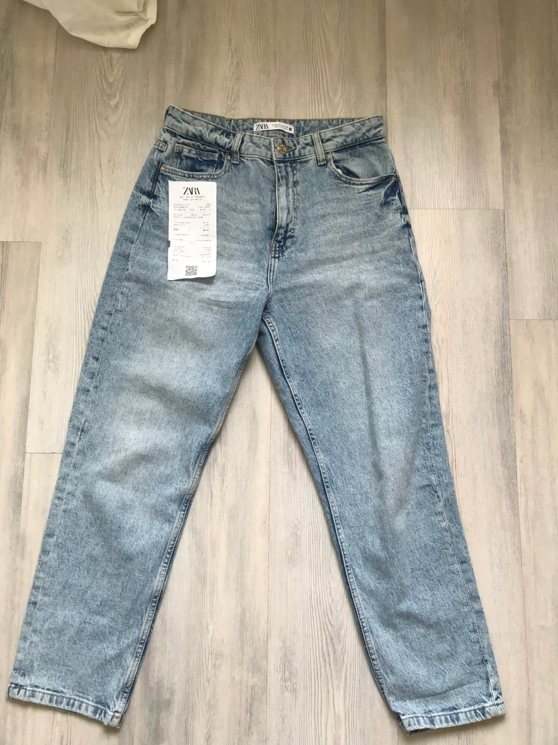 Zara jeans mom fit