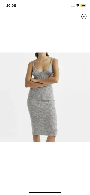 Klänning  - Stickad klänning 