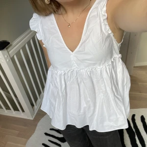 Blus - Fin vit blus! 