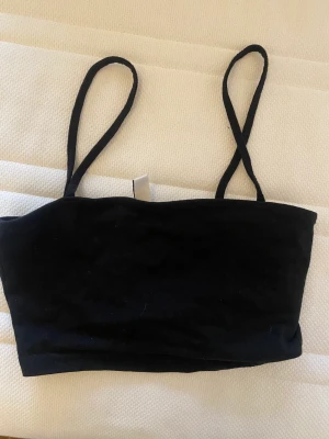 Linne/top - En linne/top från hm. Inte använd. 