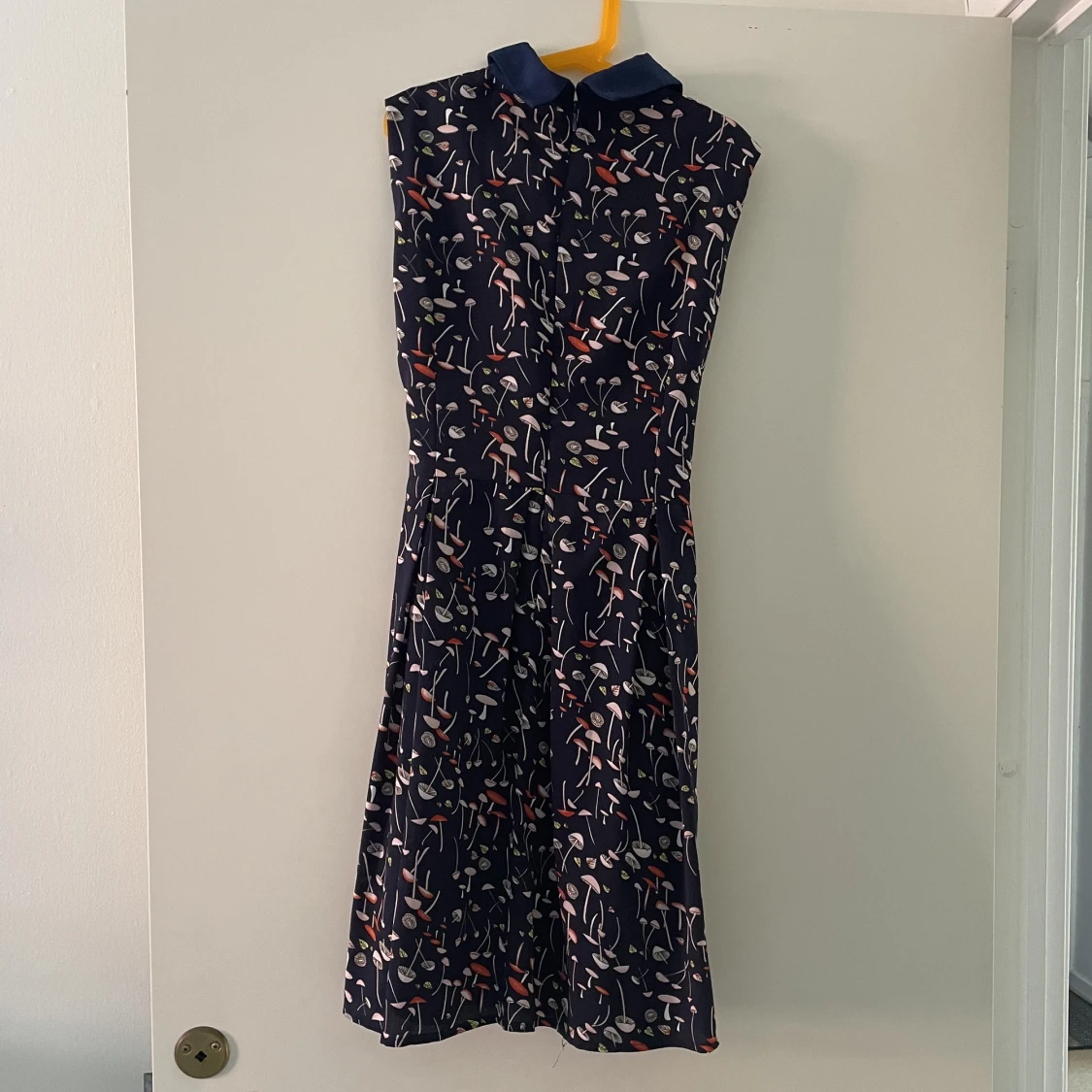 Klänning svamp-motiv - 90