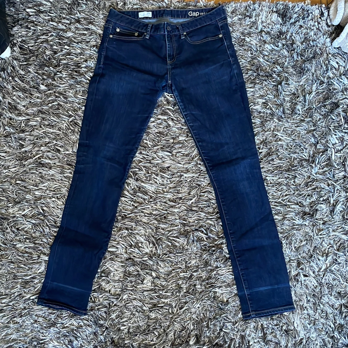 Mörkblåa långmidjade skinny jeans