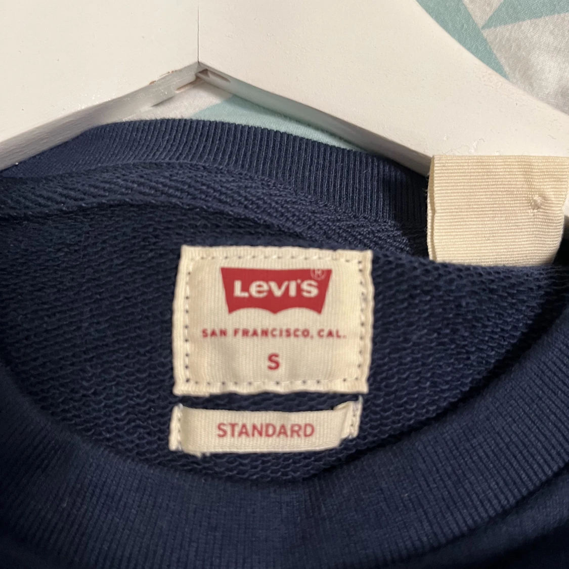 Levi’s tjocktröja  - 91