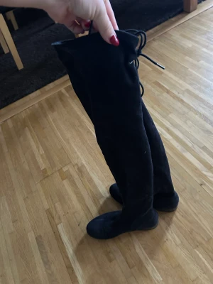 Nly boots 37 - Knappt använda  Storlek 37  Passar både 36 och 37