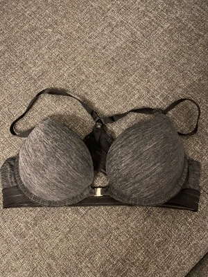 Bh med push up 75A - Praktisk bh stl 75A