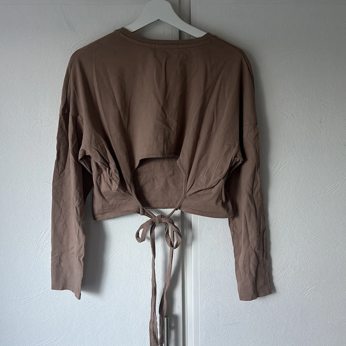 Croppad långärmad tröja - 90