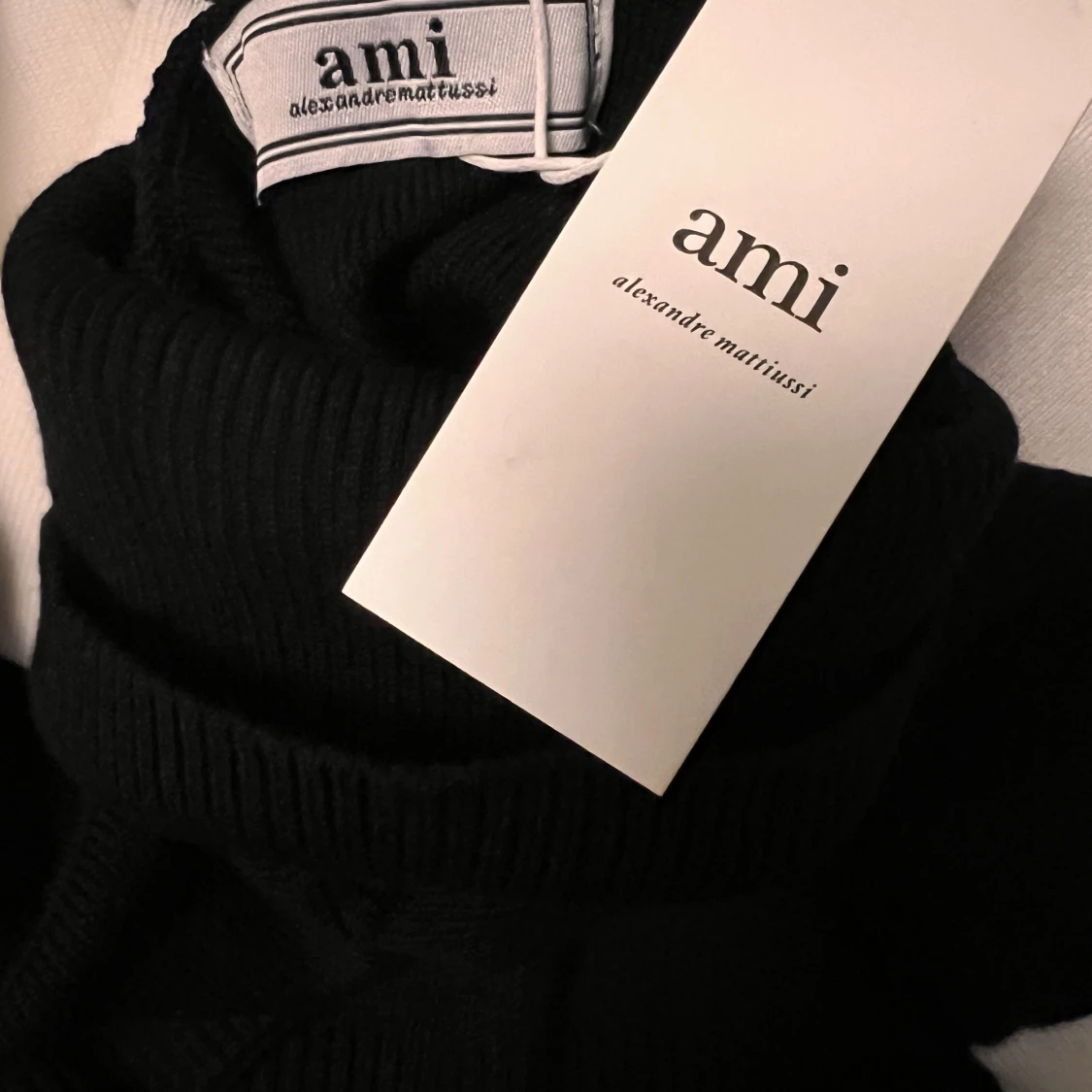 Ami Paris Tröja helt ny  - 90