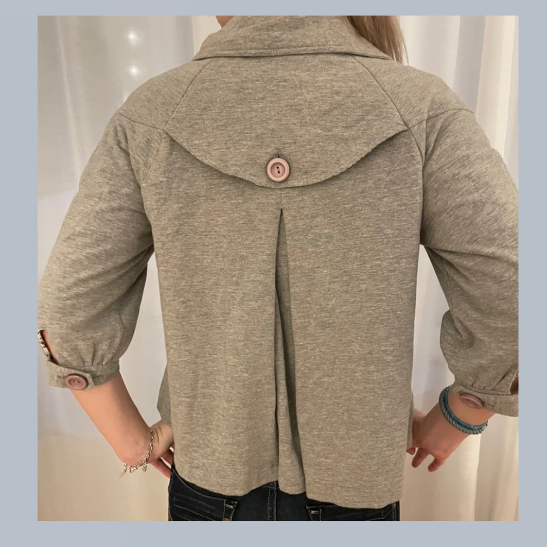 Trekvartsärmad kofta - 90