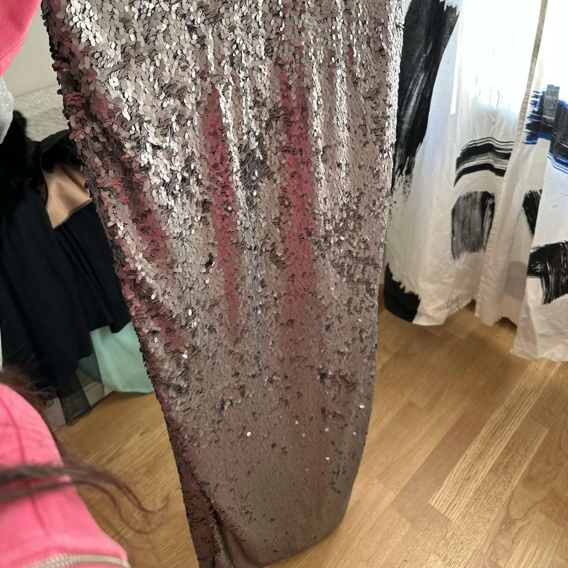 Unik Shoulder robe / drape - 91