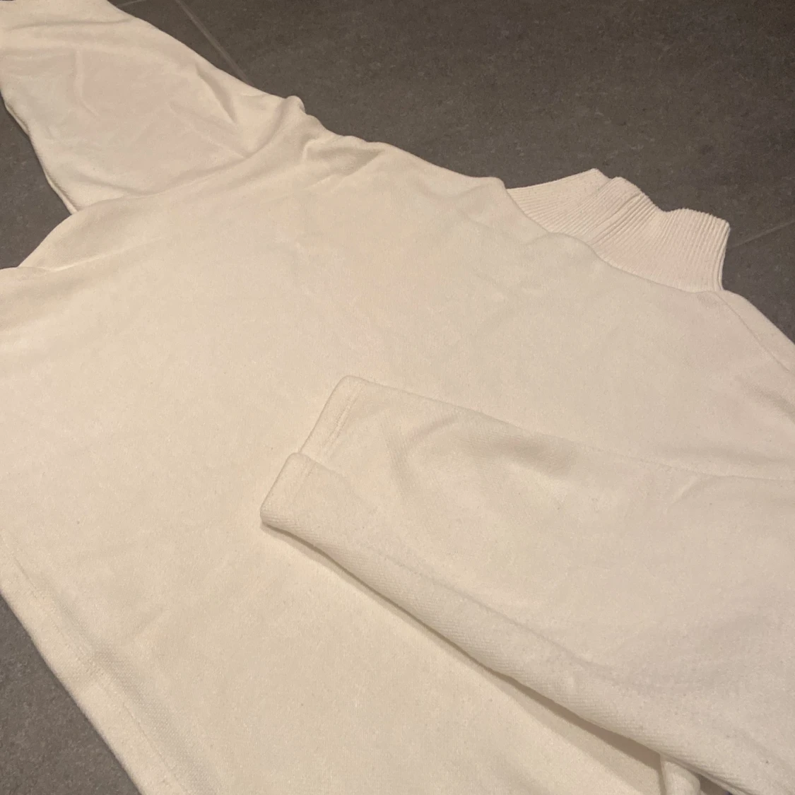 Vit stickad topp - 91