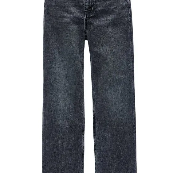 Slutsålda (just nu) populära zara jeans köpta i vintras! orginal pris: 400kr. Använt Max 3 gånger eft som var för stora på mig i midjan! Köpare står för frakt(66kr)! Väldigt långa men är modellen raw-cut som är gjorda för att klippas om dom är för långa!💕. Jeans & Byxor.