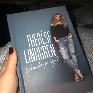 Therese Lindgren, vem bryr sig? - Therése Lindgrens andra bok, ”vem bryr dig?”. I jättebra skick.