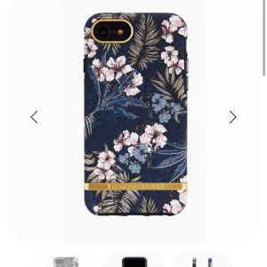 Fint skal från RF - Jättefint mobilskal för IPhone 7 med guldetaljer! Skalet är från Richmond & Finch och har en säkrande kant runt mobilens kant för att skydda den extra💥🤯. Det är köpt för 299 kr och säljer för 39 + 22 kr frakt😍 kontakta för fler bilder