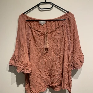 Pink hippie blouse  - Bought second hand but never worn, nice material I effect for summer 