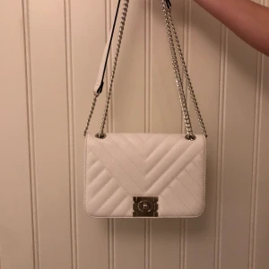 Väska  - Vanlig vit väska