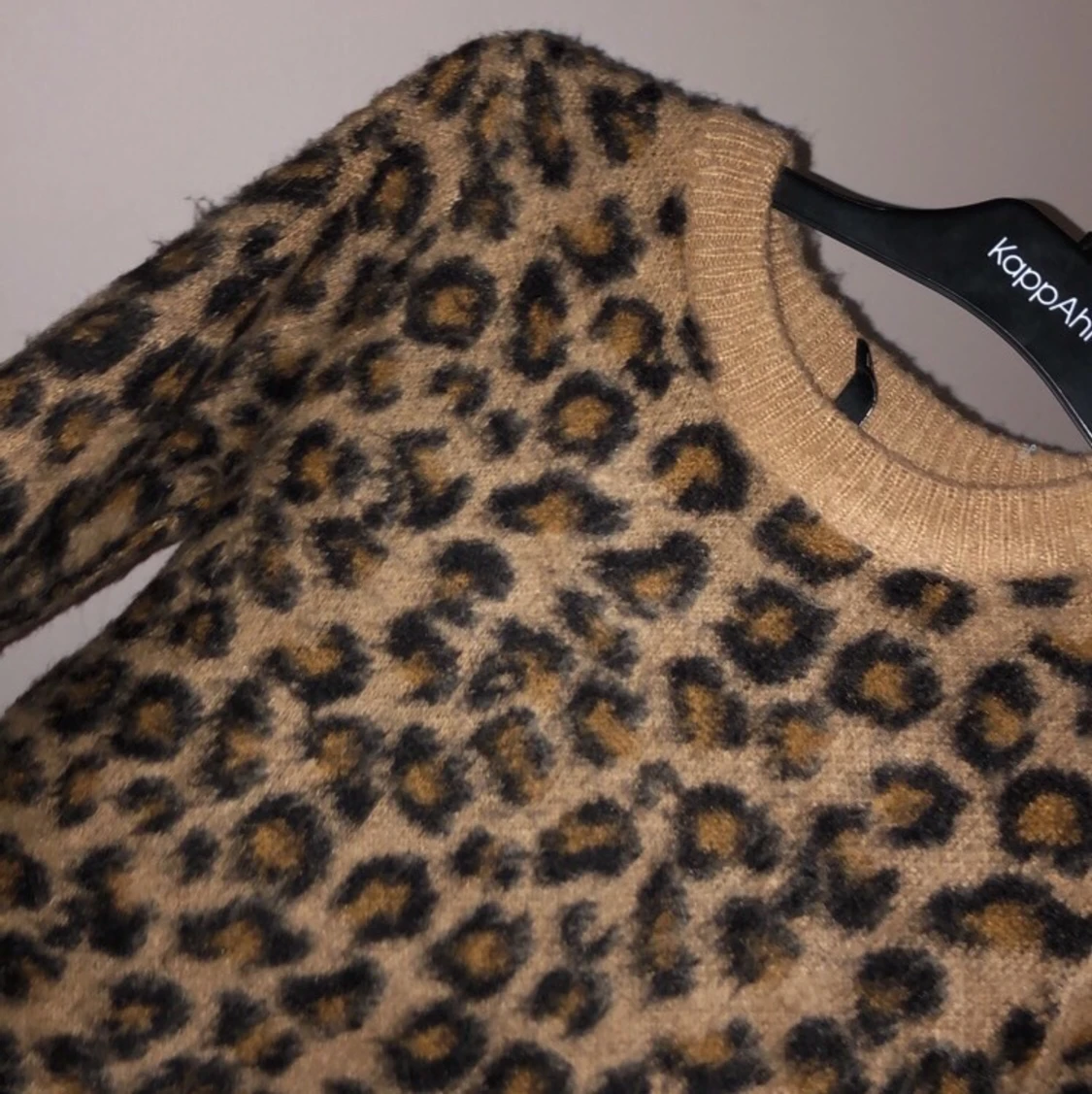 Mysig leopard tröja Storlek XS - 90