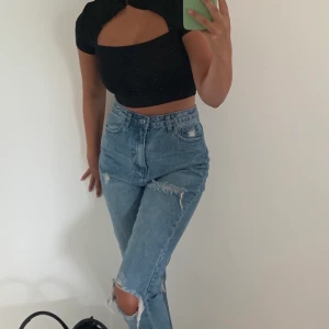 Jeans missguided - Helt nya jeans från missguided, slutsålda på hemsidan och prislapp kvar! De har tyvärr inte kommit till användning än. 
