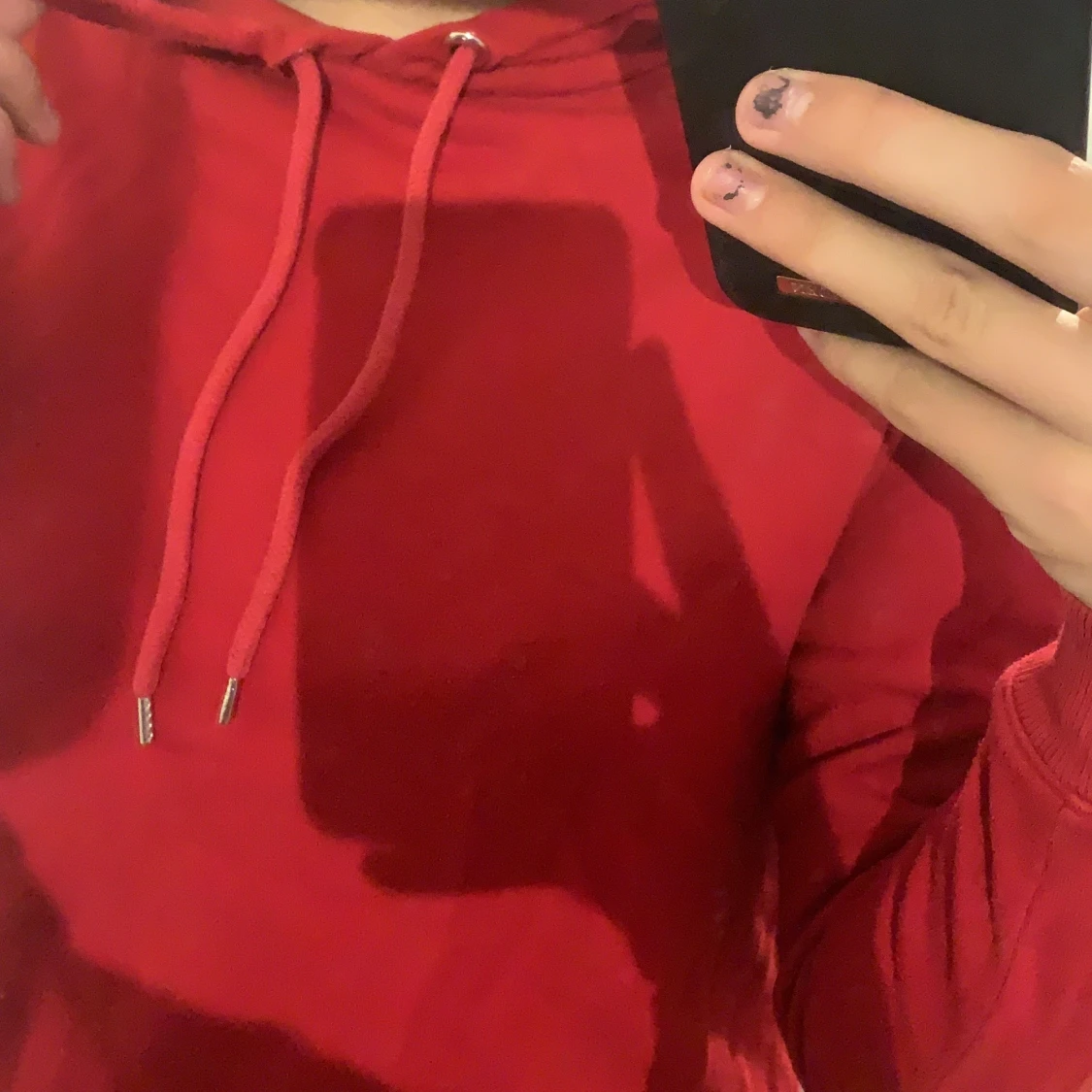 Röd hoodie från zara  - 90