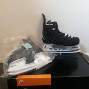  - Oanvända skridskor från märket Head. Storlek 38. Kvitto finns.