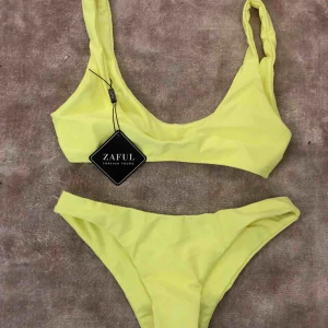  - Helt ny bikini - strl S från Zaful Möts upp i Ropsten eller så står köparen för fraktkostnaden. 