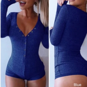  - En riktigt fin body som tyvärr inte kommer till användning. Aldrig använt pga för stor för mig, passar dig som har storlek M.