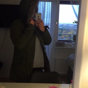  - Super fin "vinter" jacka
Passar bättre en S
Fraktas ej