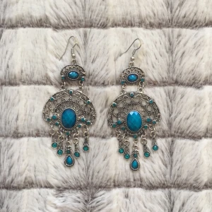  - Silverplätterade örhängen. Helt oanvända. Först till kvarn!