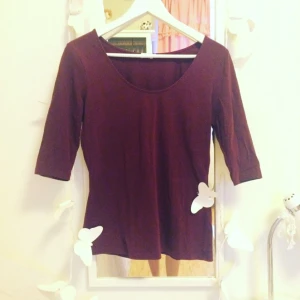  - På lappen står det L men den är mer som en M 😊  