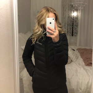Peak Performance jacka  - Peak jacka i storlek S, använd en vinter! Väldigt bra skick 