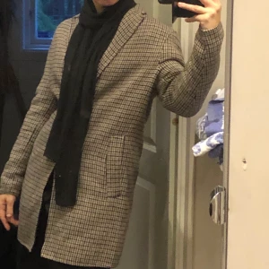 Kappa - Vintage kappa i brun, gråa färger väldigt bra skick!