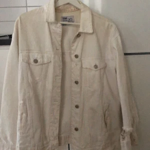 Jacka  - Använt flera gånger