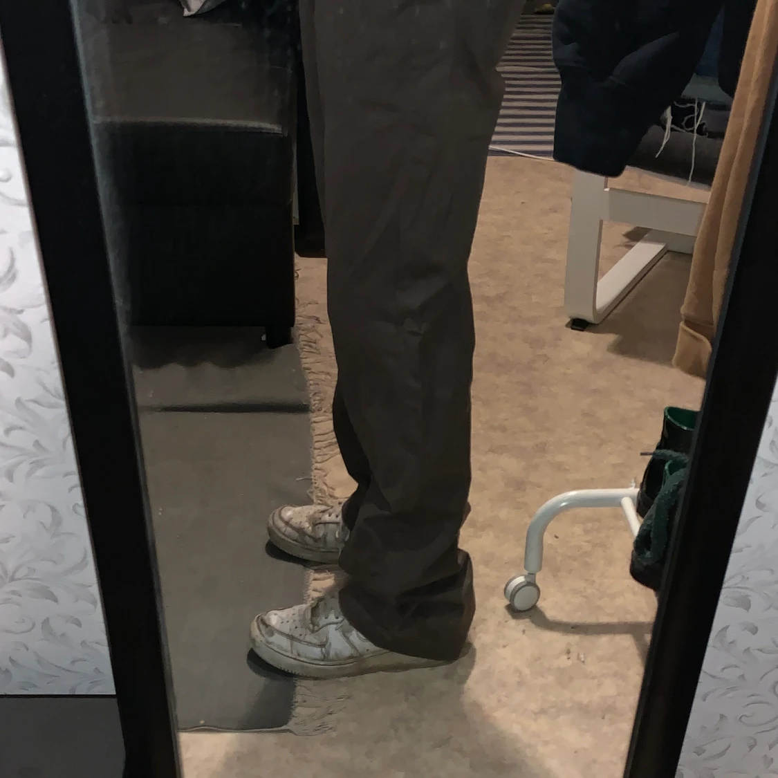 Ljusbruna byxor - 91