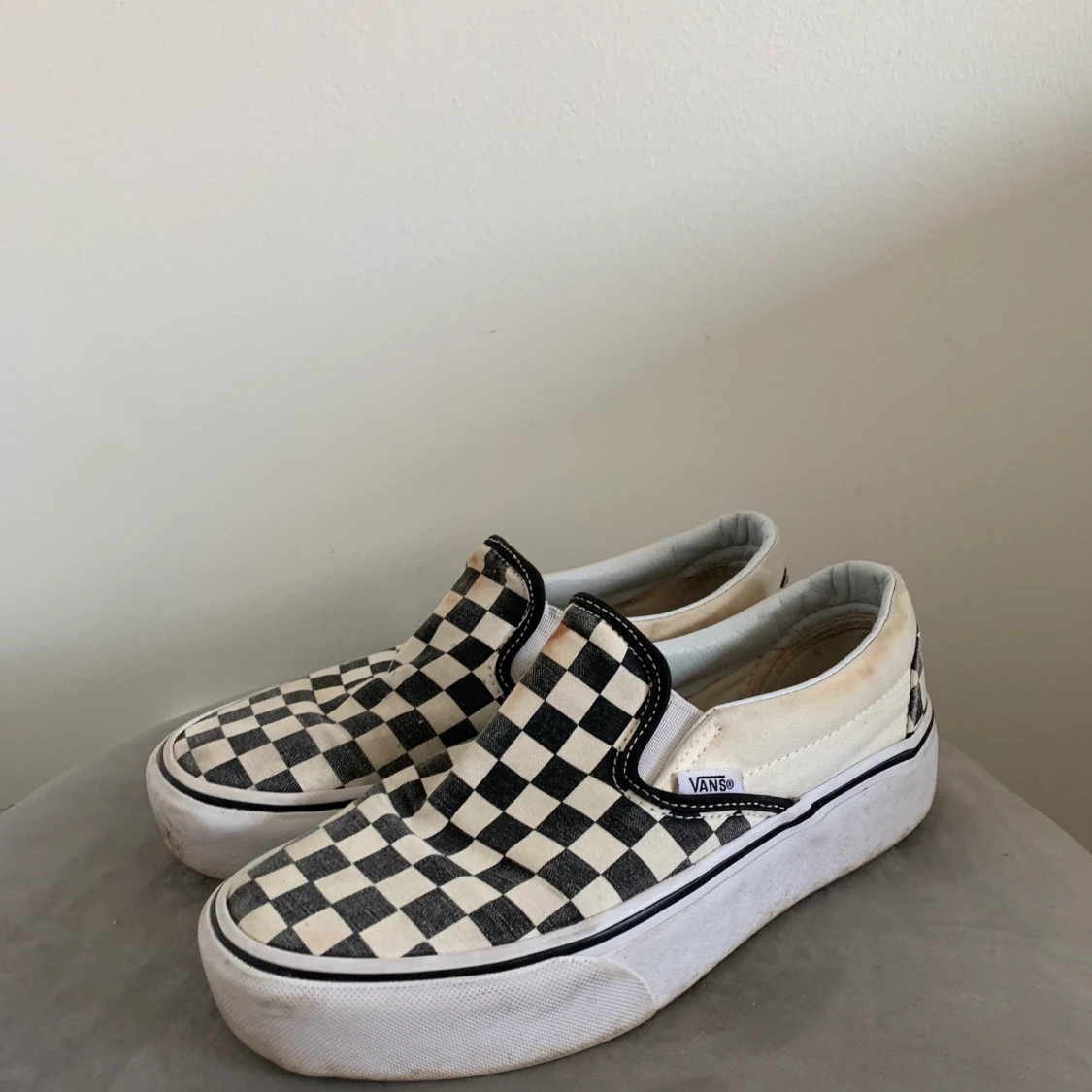 Vans slip on platform