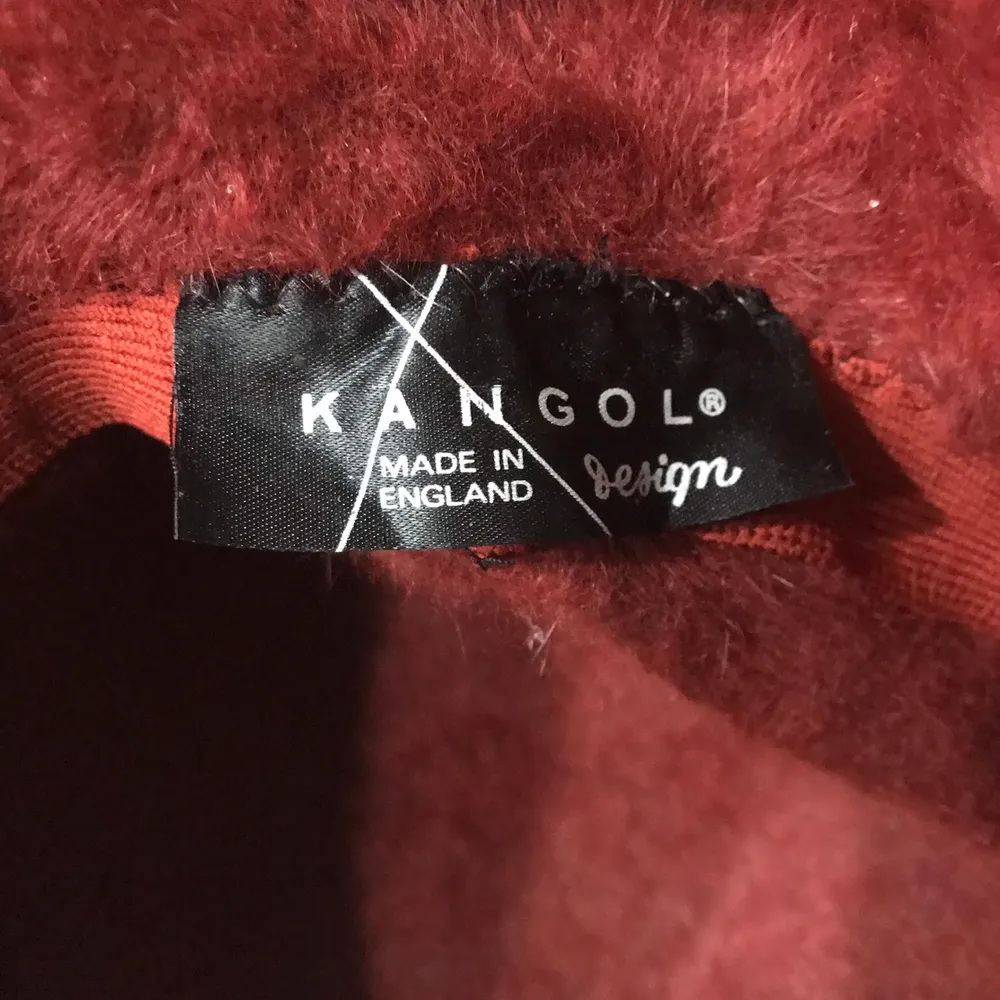 Kangol fur hat from Angora rabbit, 9/10, red . Accessoarer.