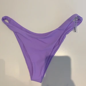 Bikini underdel från shein💜 - Säljer då dom är för stora för mig💜