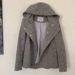 Jacka - Nyskick, använd 1 gång