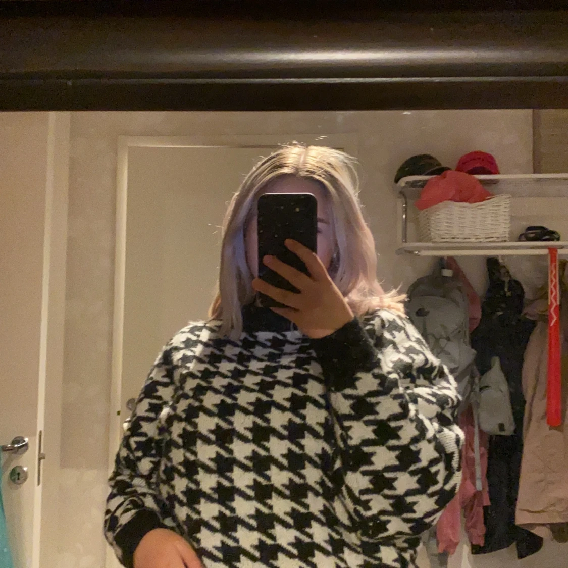 ’’stickad’’ tröja 