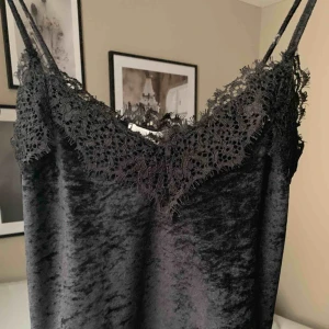  - Spetslinne använt 1 gång. 