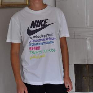 Snygg tshirt från Nike. Storlek medium💛