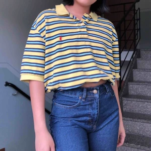  - världens finaste tröja!! den kommer inte till använding längre av mig så den måste få gå vidare 😩💕 