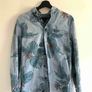  - Sommartröja ♨️ kan mötas i Jönköping annars står köparen för frakten