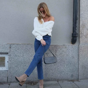  - Jeans från Na-Kd. Endast använda på bild. Frakt tillkommer 🤩