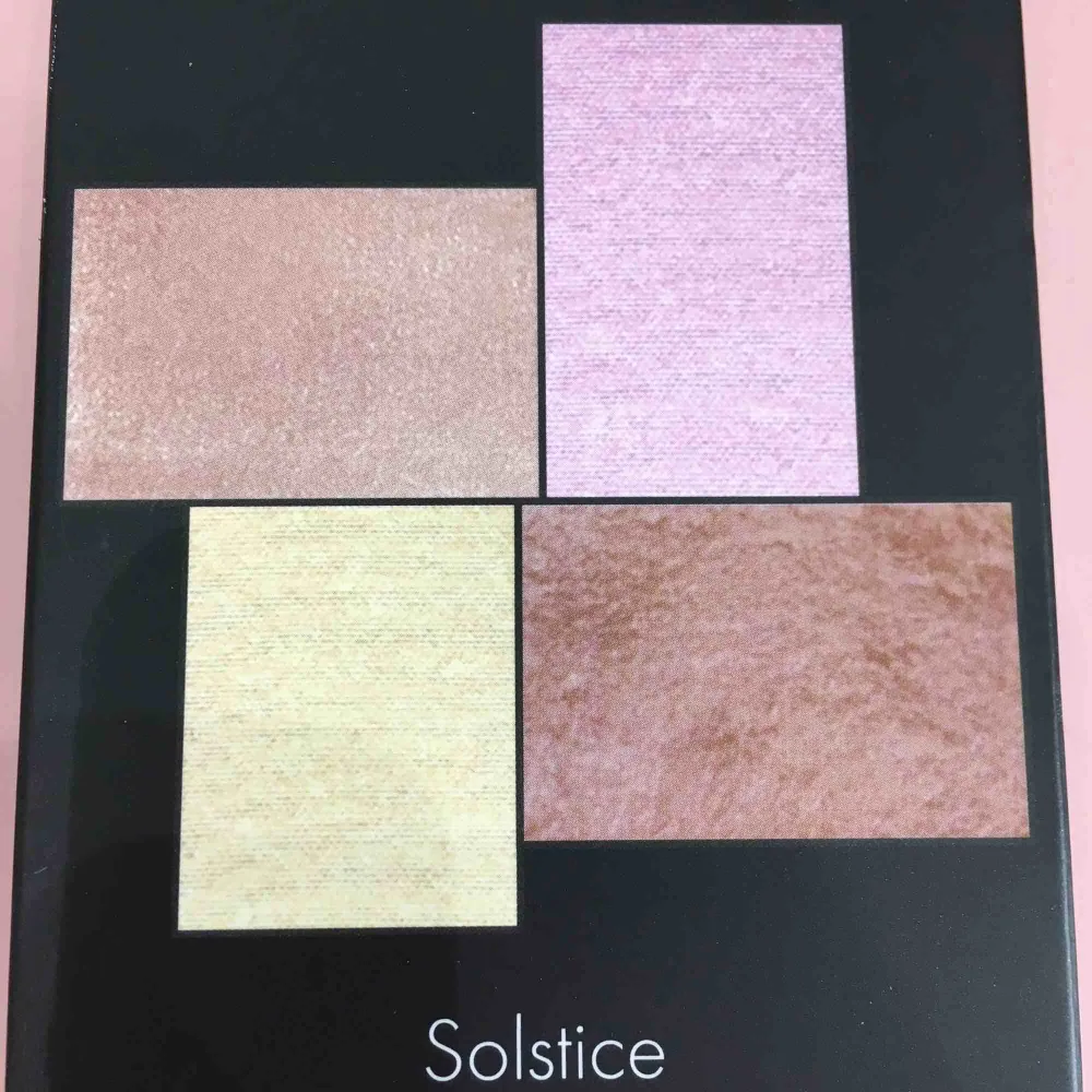 Highlighting palette från sleek i färgen Solstice. 9g  Ny och aldrig öppnad/använd. Nypris: 140kr Frakt: 22kr. Accessoarer.