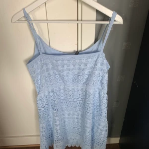 Klänning  - Ljusblå klänning 