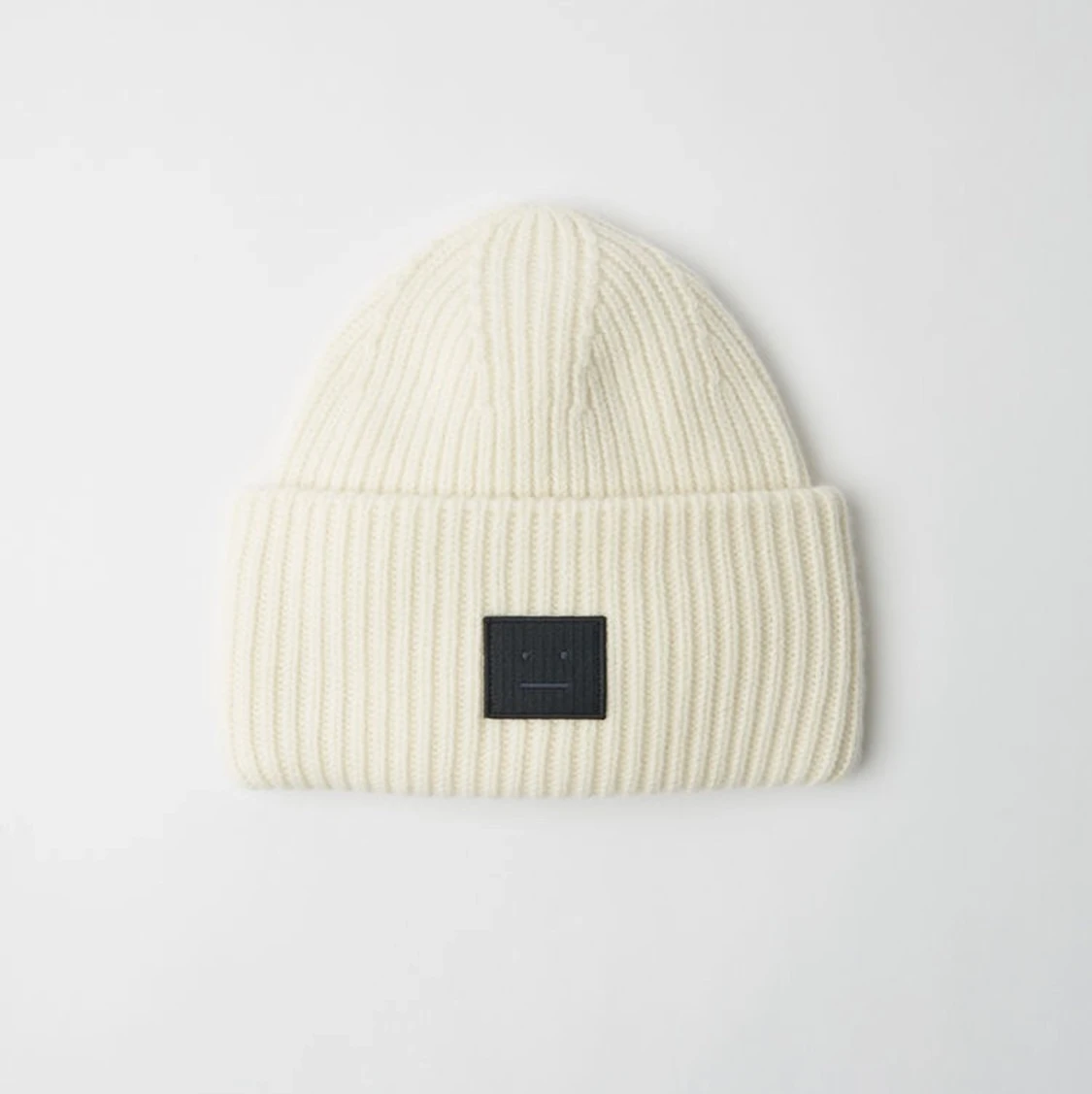 Acne mössa