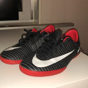 Nike mercurial x  - Nike mercurial x. Fint skick och använda ett få tal gånger anledning till att jag säljer är att dem är för små