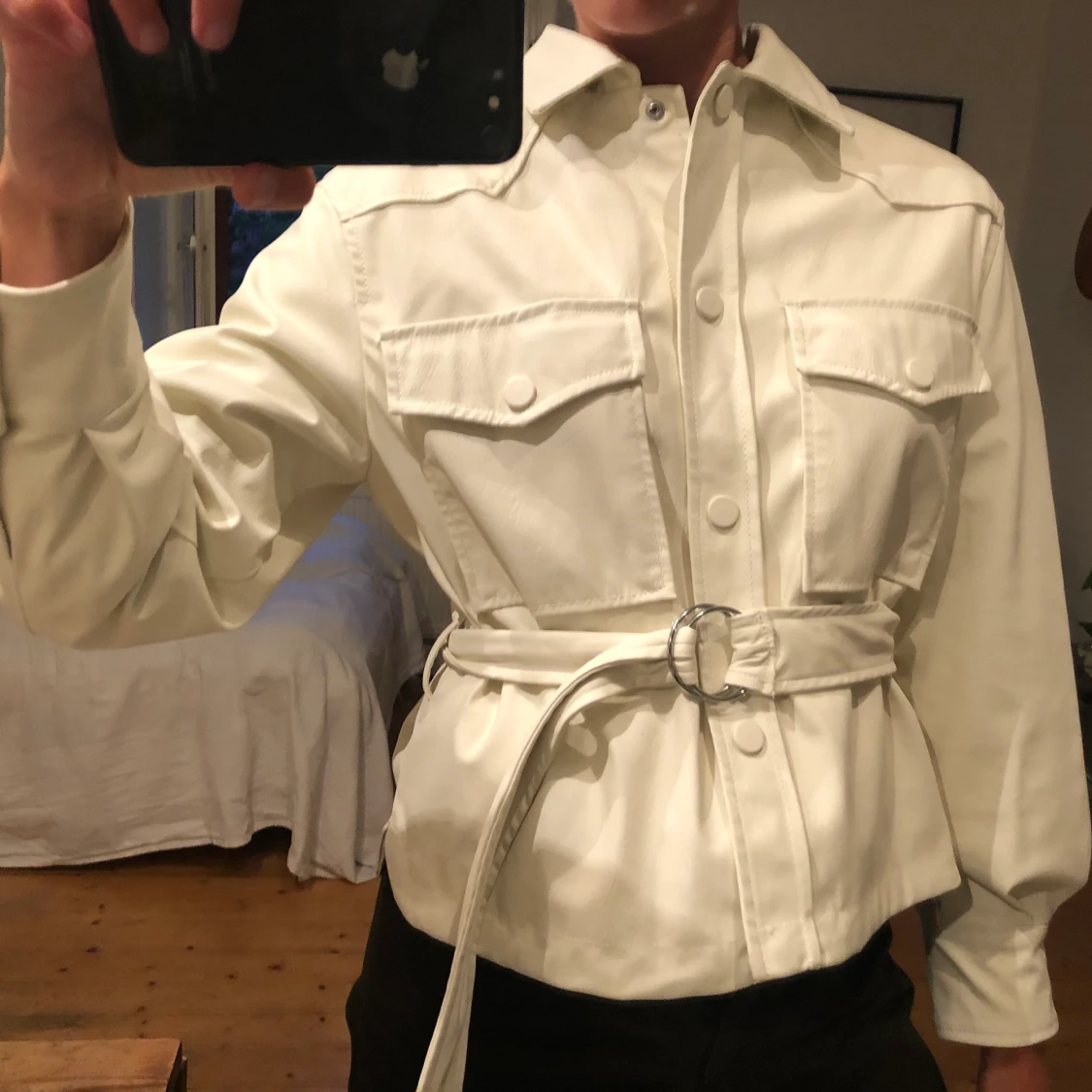 Vit snygg höst-jacka   - 91