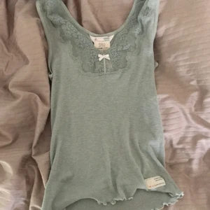 Odd Molly linne stl 0 - Jättefint mintgröna sommarminne från Odd Molly! Aldrig använd pga fel storlek. 