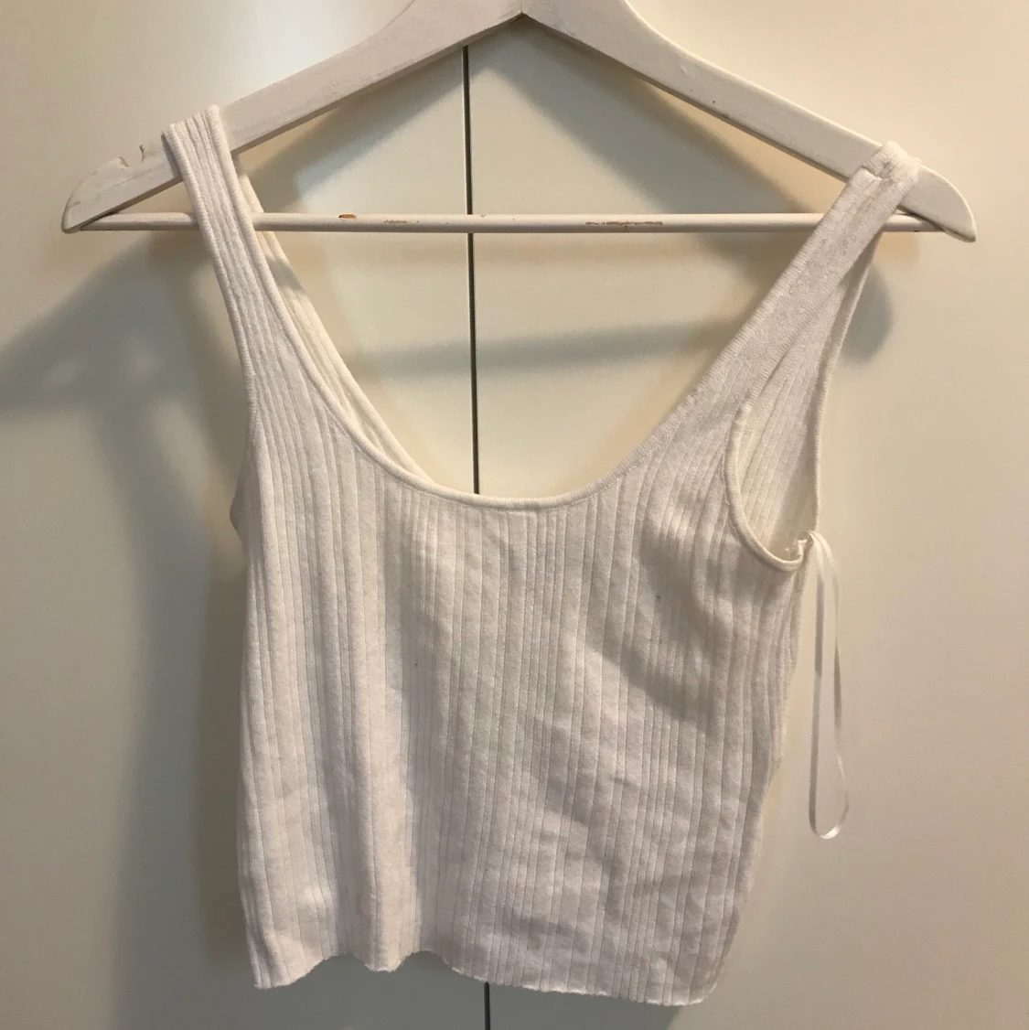 Stickat croppat linne. S