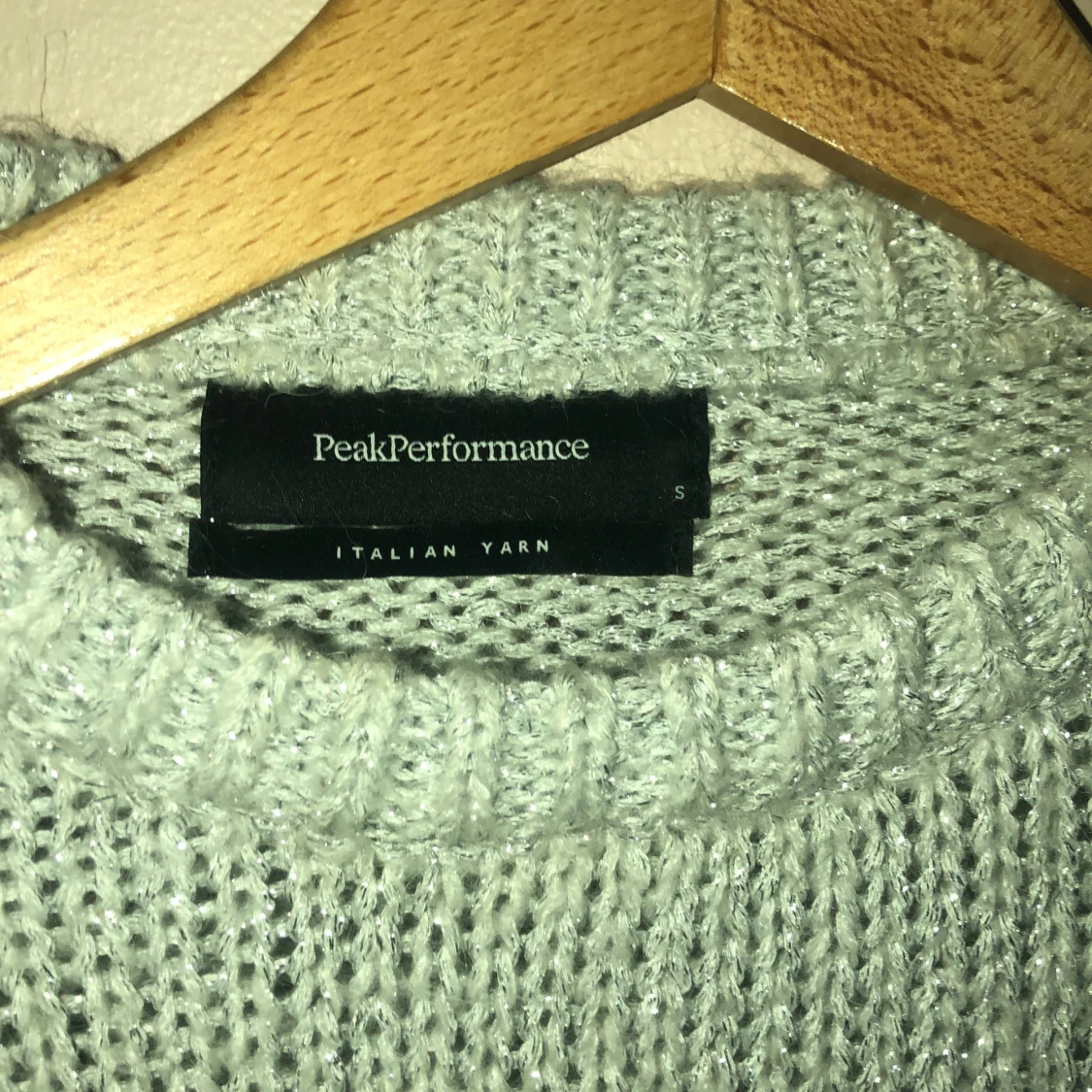 Glittrig stickad tröja - 91